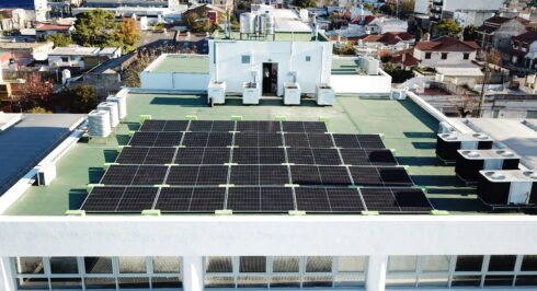 Caso de Éxito: Microautomación incorpora energía solar para impulsar su eficiencia