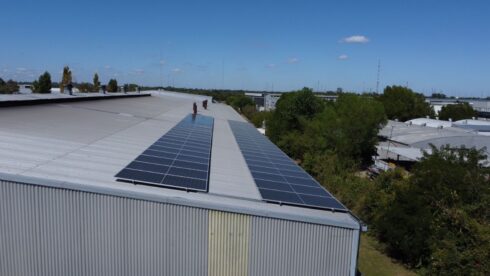 Caso de Éxito: BREMET apuesta por una solución solar escalable y eficiente en la industria metalúrgica